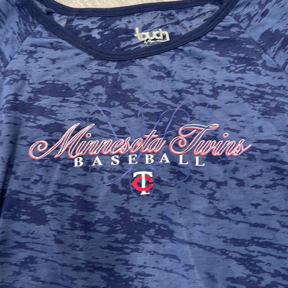 Minnesota twins t shirt - Picture 2 of 5